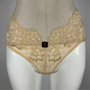 La Senza Tan Floral Lace Cheeky Panty - Size M NWT